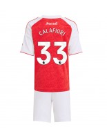 Arsenal Riccardo Calafiori #33 Domácí dres pro děti 2025-26 Krátký Rukáv (+ trenýrky)